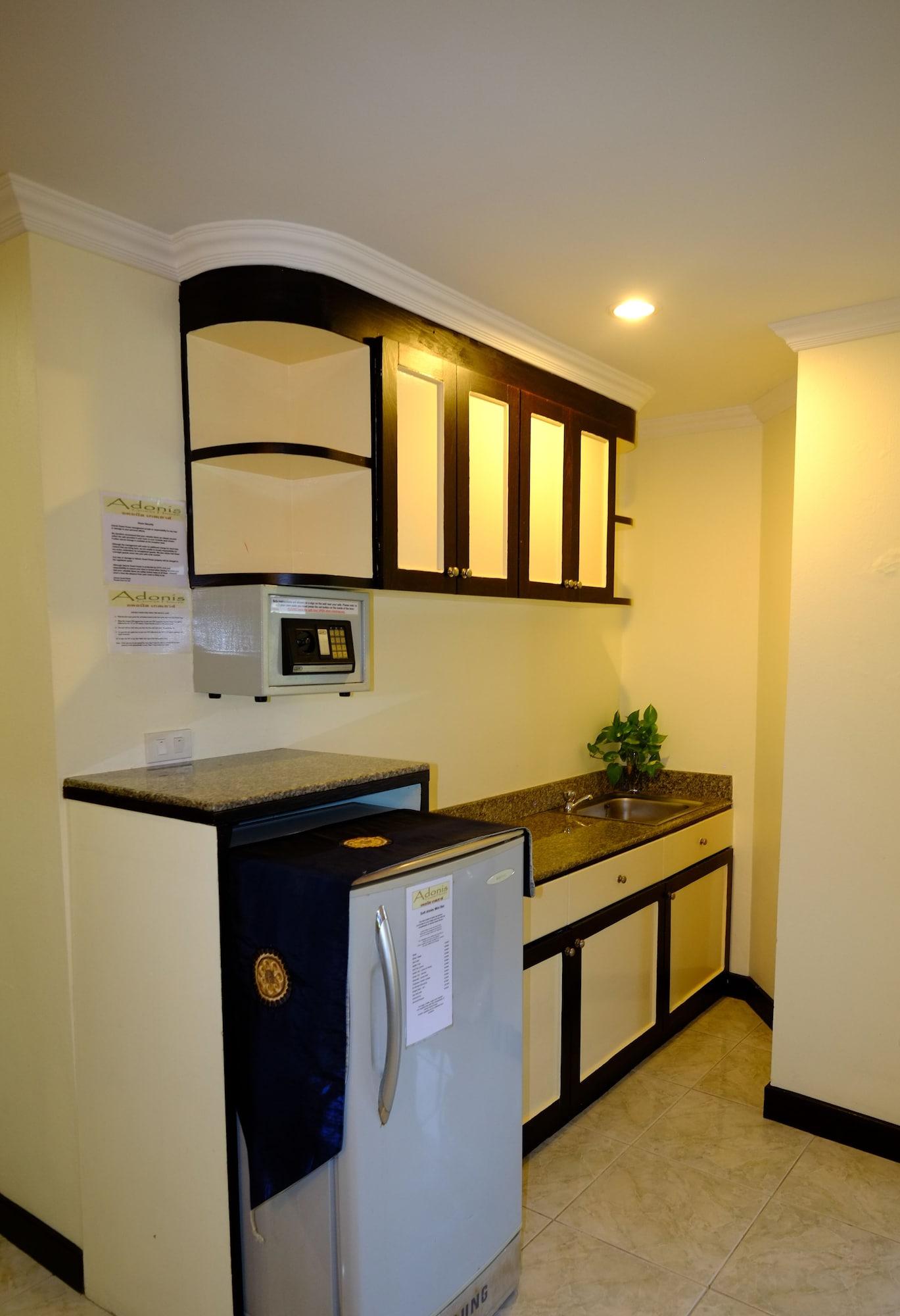 Patong Adonis Guest House מראה חיצוני תמונה