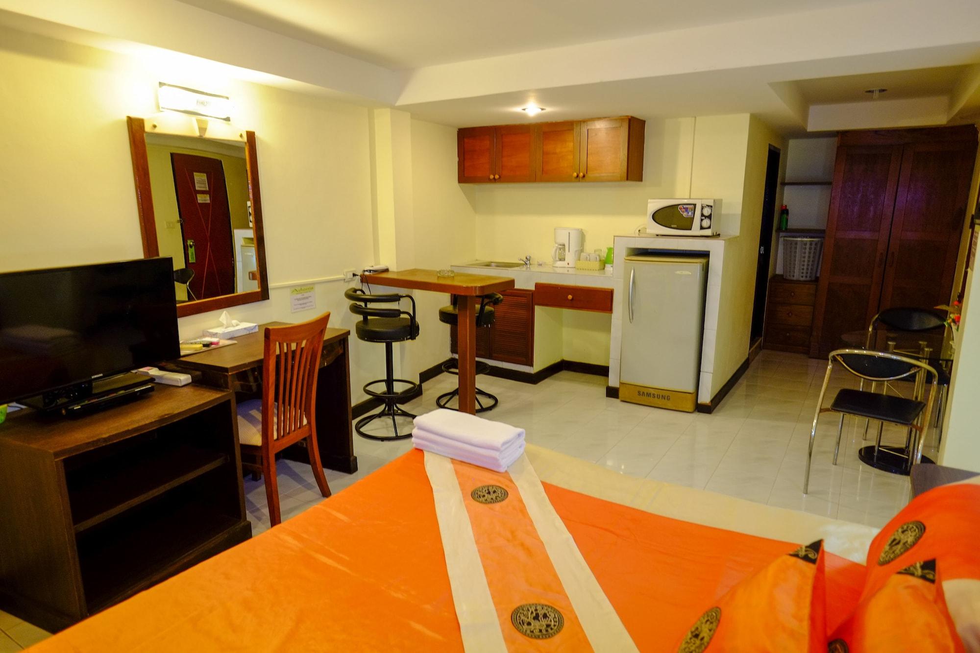 Patong Adonis Guest House מראה חיצוני תמונה