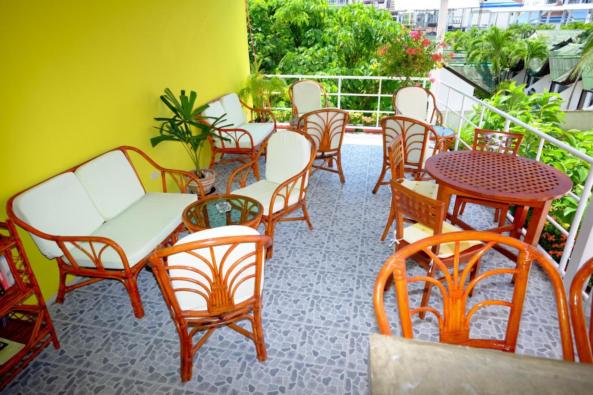 Patong Adonis Guest House מראה חיצוני תמונה