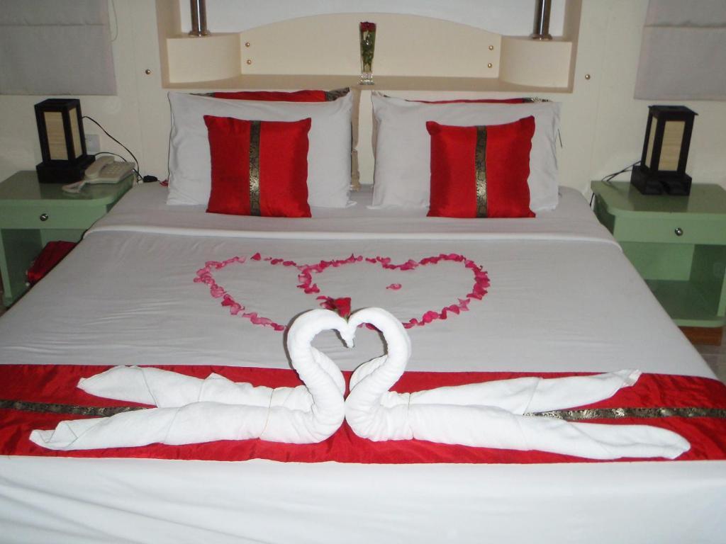 Patong Adonis Guest House חדר תמונה